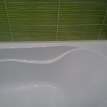 Чем заделать стык между ванной и стеной?-0
